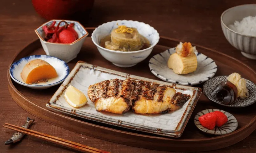 日式早餐推薦》在台北民生社區，遇見職人以備長炭重現日本烤魚朝食美學