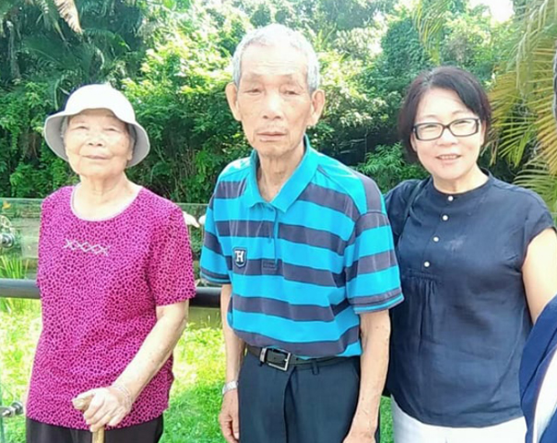 小說家凌煙