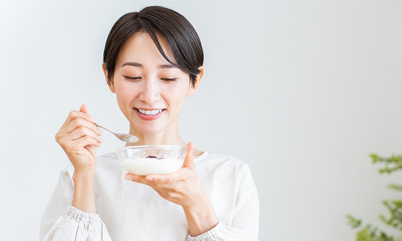 想補充蛋白質，難道只能吃雞肉喝豆漿嗎？試試蛋白質的頂級首選「福樂頂級希臘式優酪」