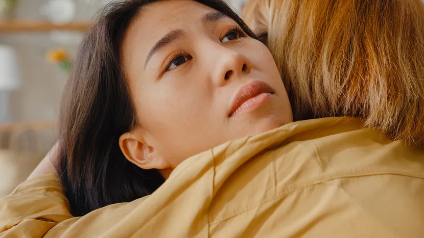 如果快撐不住,要先照顧好自己,才能繼續陪伴別人。圖片來源 / Shutterstock