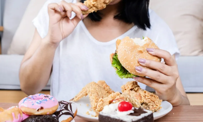 使用瘦瘦針的同時,覺察自己的情緒狀態、觀察飲食、正確減壓放鬆,比單純用藥抑制食慾、調控血糖來的重要。圖片來源 / Shutterstock