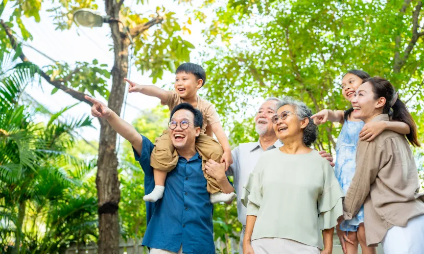 人生勝利組若要維持老後生活品質,關鍵是重新調整人生目標,例如回歸家庭、培養新興趣等,重新定義自己的價值。 圖片來源 / Shutterstock