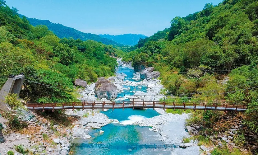 走進蝴蝶谷，把時間交給森林：在瑞穗山海之間，讓光影成為最自然的時鐘