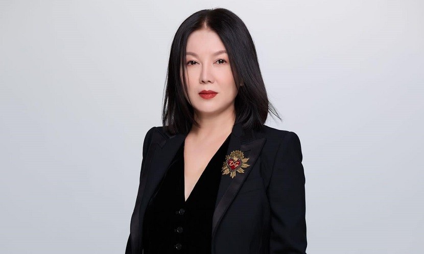 從《台灣霹靂火》到《做工的人》，苗可麗用演技詮釋不同人生：「相信正向思考帶來的力量」