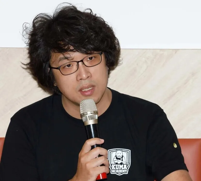 沈伯洋認為親子關係不一定建立在血緣,研究所期間的經歷,更堅定他收養孩子的想法。圖片來源 / 邱劍英攝