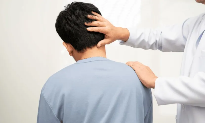 肩頸痠痛復健效果差？別怪給老化！醫揭「6項指標」揪關鍵病因