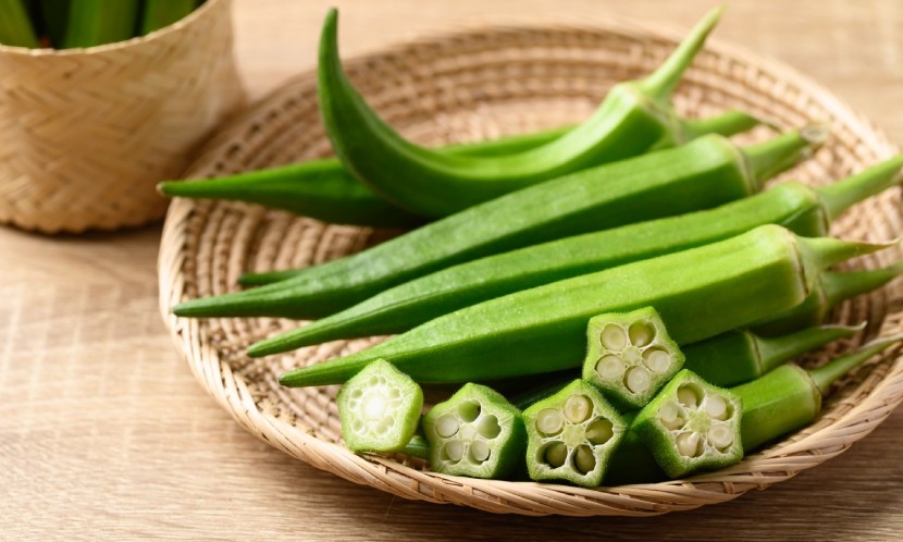 秋葵顧胃穩血糖，怎麼煮才好吃？下鍋前該切蒂頭？