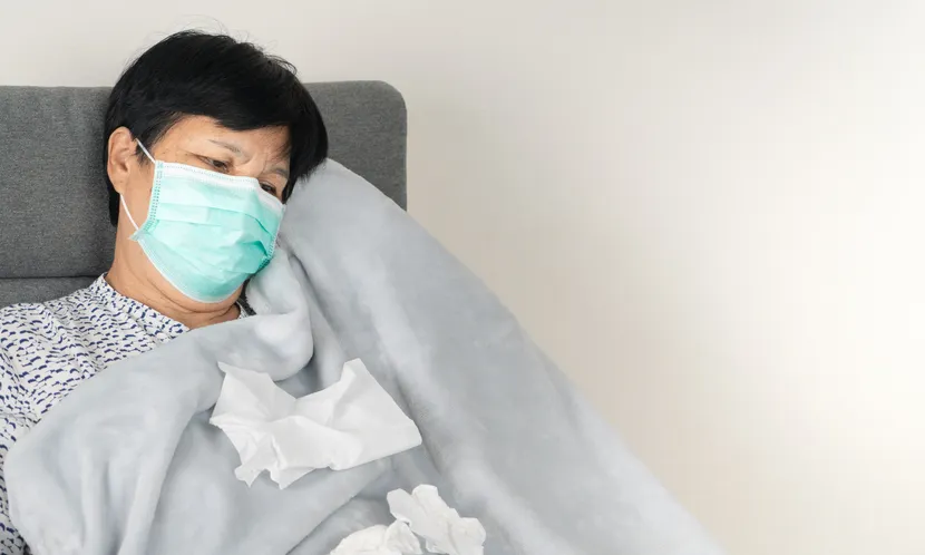 吃下被帶菌者糞便、尿液污染的食物或飲用水可能有感染副傷寒風險。圖片來源 / Shutterstock