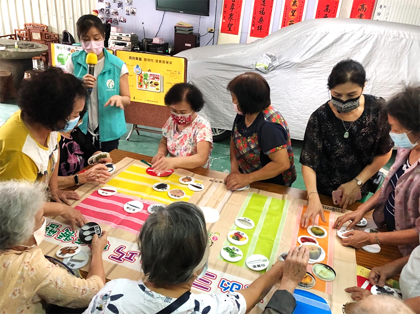 高雄進行社區營養衛教，推廣「三好一巧」、「我的餐盤」提升長者營養識能