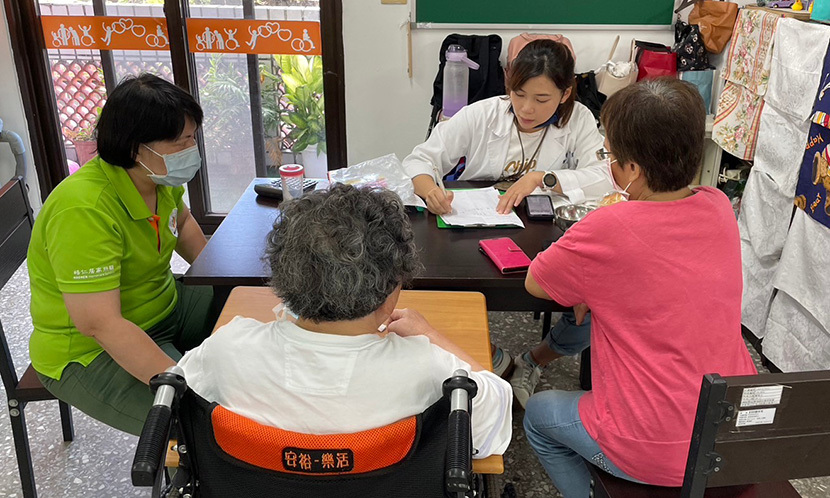 社區營養師針對民眾需求衛教與諮詢