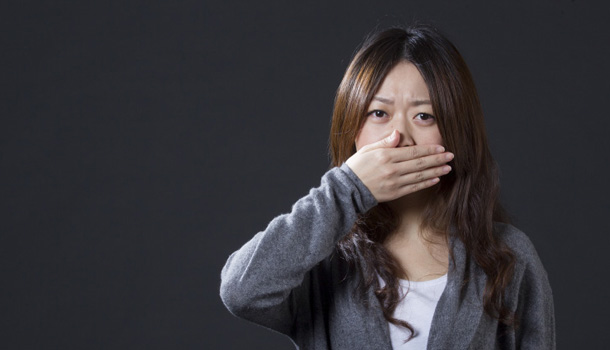 為什麼吃東西常「自咬」?