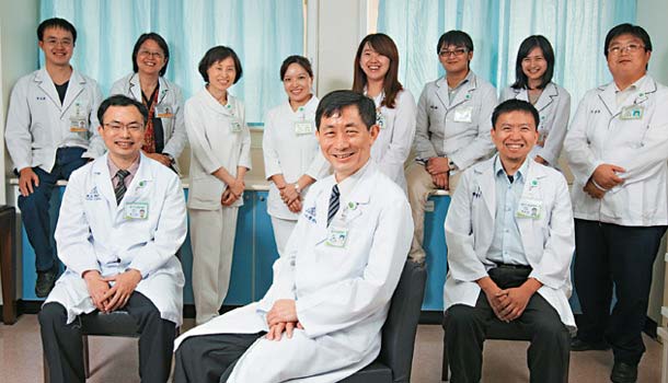 醫院裡辦松年大學，增進老人幸福感