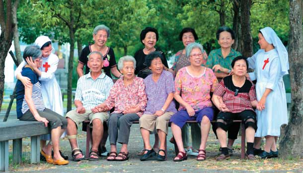 【閱讀全文】封面摘要:TOP10優質長輩照顧機構