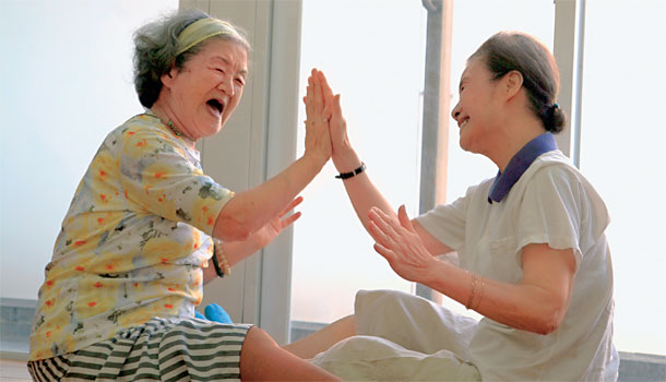 80歲爺奶來飆戲!