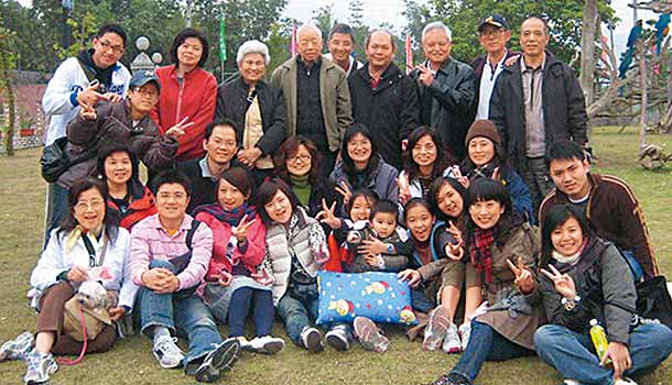 鍾德清:南北大團聚,跨世代15年的家族旅行