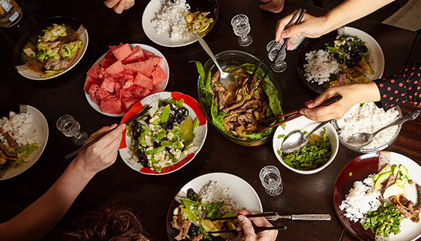 加點感恩、灑些趣事,今年讓我們好好吃頓年夜飯