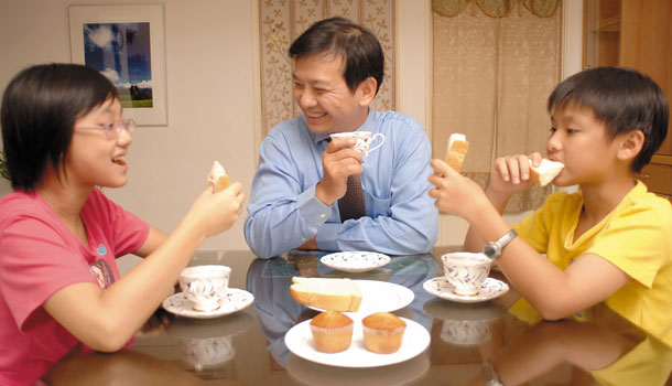 餐桌上的親子戰爭