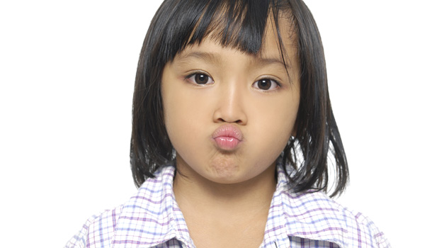 孩子磨牙別擔心