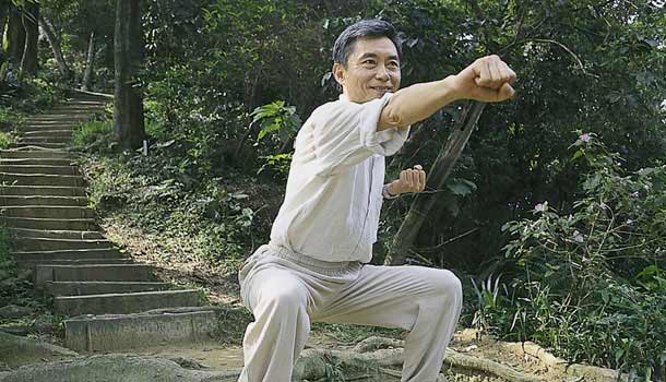 強身固本八段錦