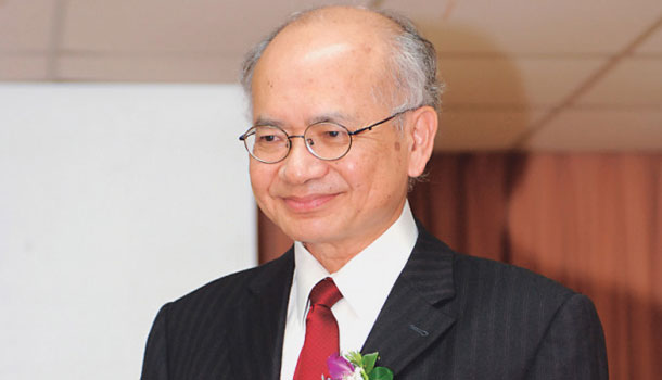 張文和(精神藥理學家,慈技大學及醫學中心教授) 一種藥 回報兩個家鄉